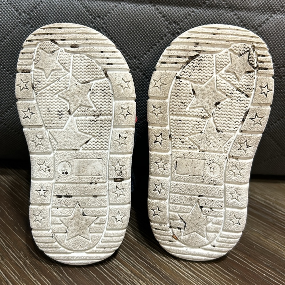 Carters Shoe - Picture 7 of 7